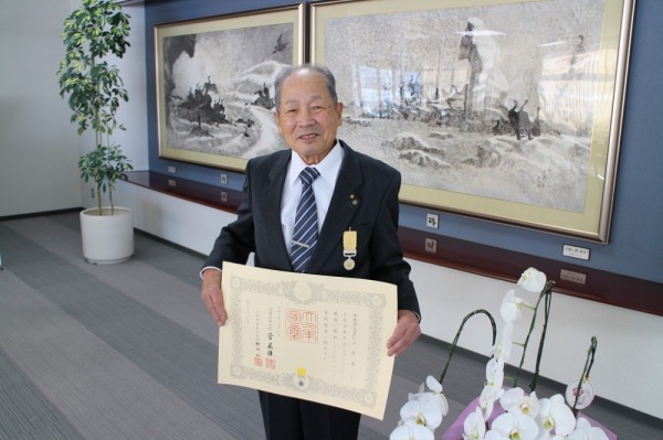 [Image]Engineer Awarded Medal of Honour